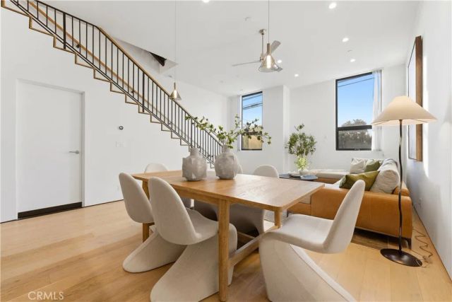 11702 Charnock Road, Los Angeles, CA 90066