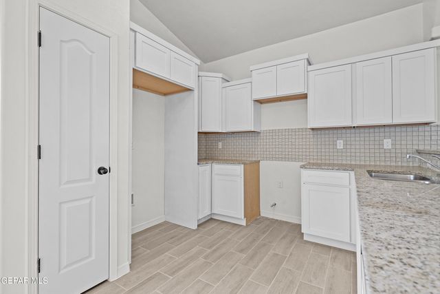 13143 Emerald Hills Avenue, El Paso, TX 79928