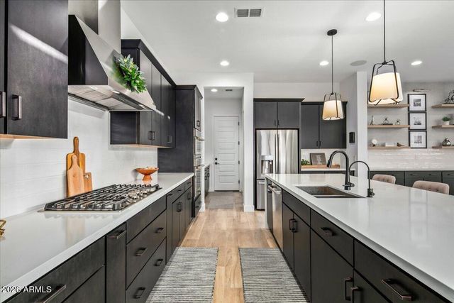 1812 E FALLEN LEAF Lane, Phoenix, AZ 85024