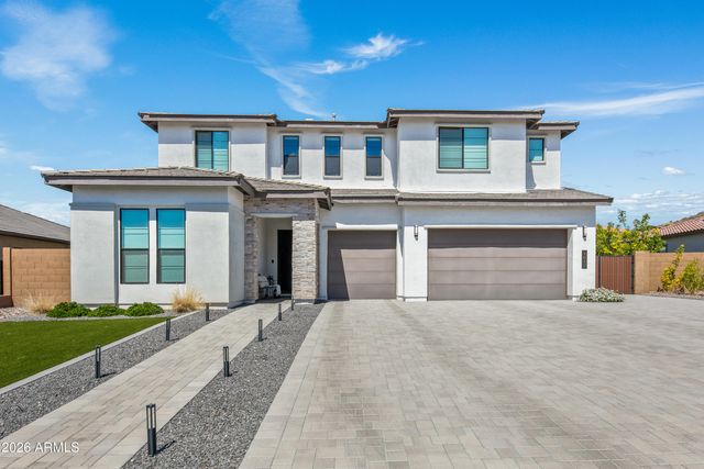 1812 E FALLEN LEAF Lane, Phoenix, AZ 85024