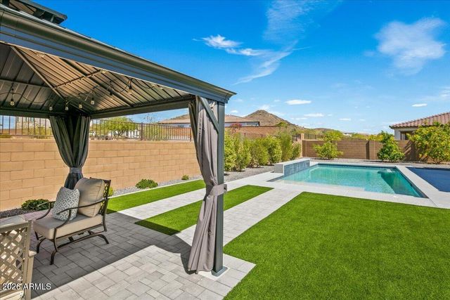 1812 E FALLEN LEAF Lane, Phoenix, AZ 85024