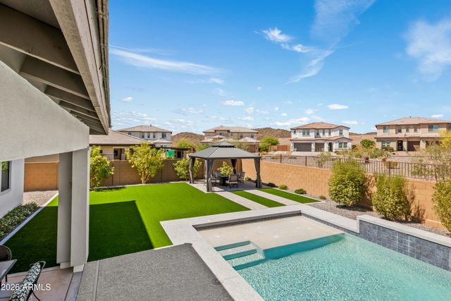 1812 E FALLEN LEAF Lane, Phoenix, AZ 85024