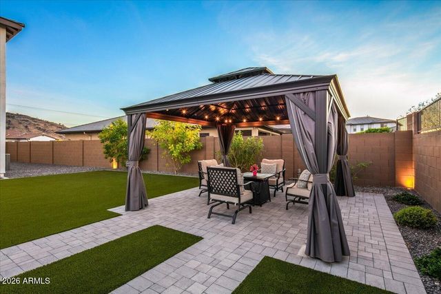 1812 E FALLEN LEAF Lane, Phoenix, AZ 85024