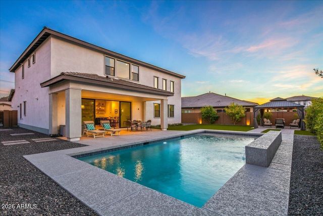 1812 E FALLEN LEAF Lane, Phoenix, AZ 85024