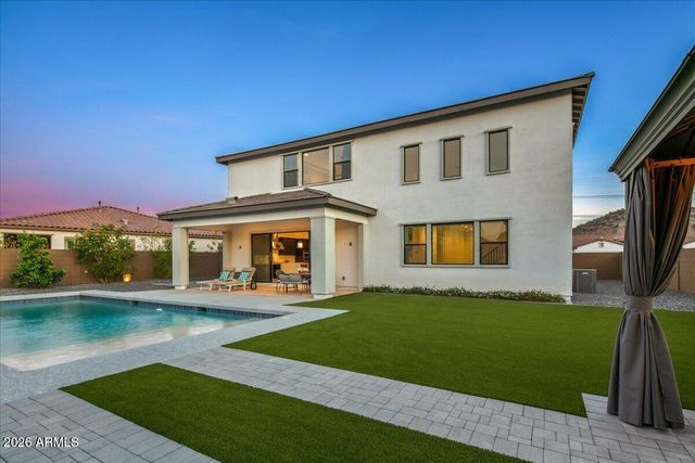 1812 E FALLEN LEAF Lane, Phoenix, AZ 85024