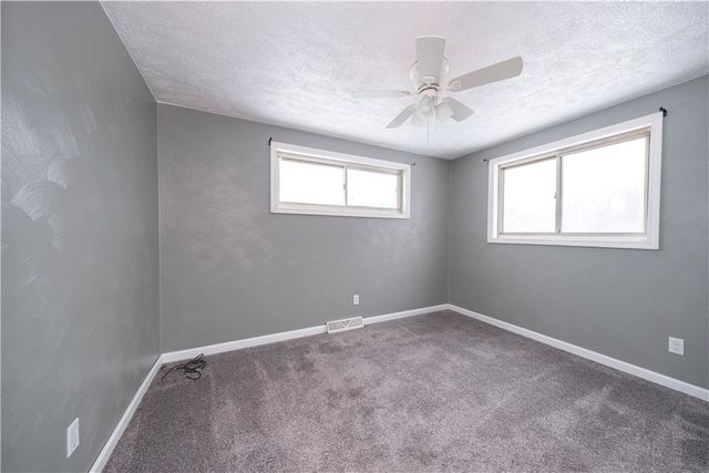 1020 Roosevelt Way, New Alexandria, PA 15670