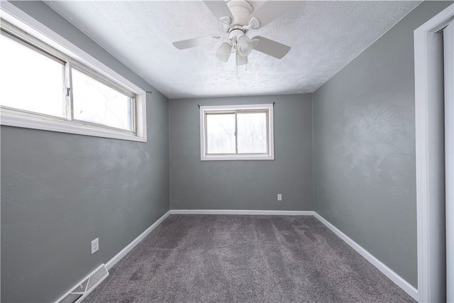 1020 Roosevelt Way, New Alexandria, PA 15670