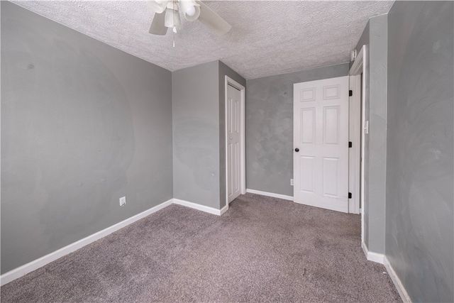 1020 Roosevelt Way, New Alexandria, PA 15670