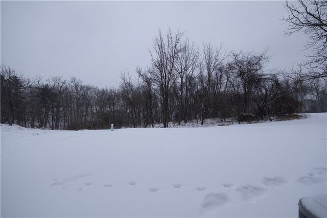 1020 Roosevelt Way, New Alexandria, PA 15670