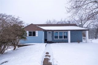 1020 Roosevelt Way, New Alexandria, PA 15670