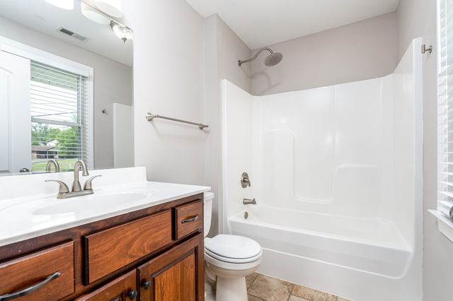 143 Evergreen Cir, Hendersonville, TN 37075