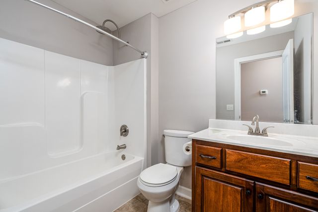 143 Evergreen Cir, Hendersonville, TN 37075