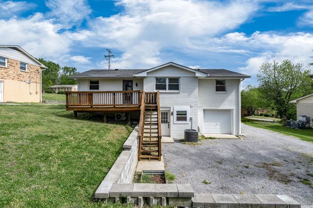 143 Evergreen Cir, Hendersonville, TN 37075