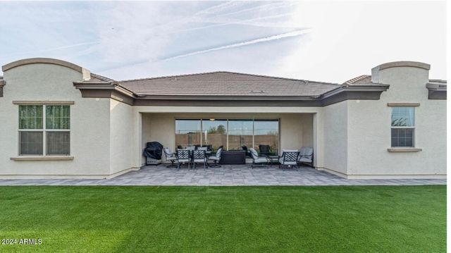 4250 E VALENCIA Drive, Phoenix, AZ 85042