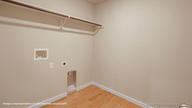 15654 S 35th East Avenue, Bixby, OK 74008