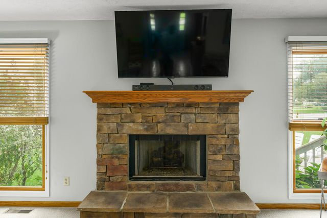 411 Hillbrook Drive, Cuyahoga Falls, OH 44223
