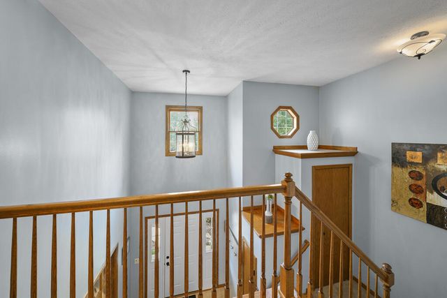 411 Hillbrook Drive, Cuyahoga Falls, OH 44223