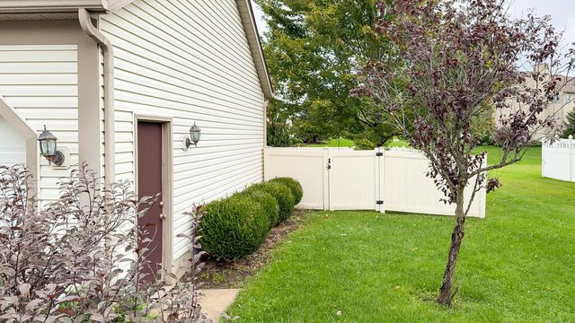411 Hillbrook Drive, Cuyahoga Falls, OH 44223