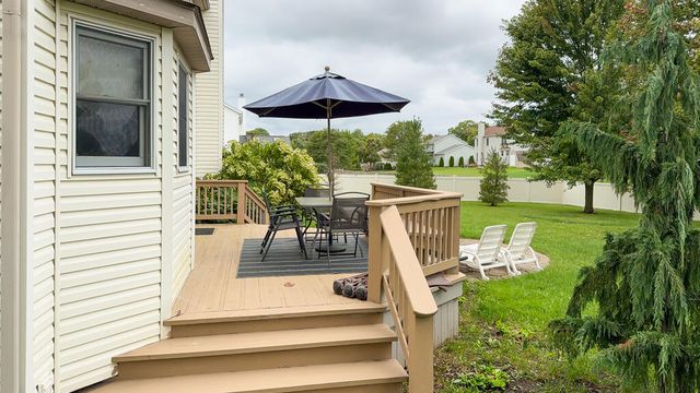 411 Hillbrook Drive, Cuyahoga Falls, OH 44223