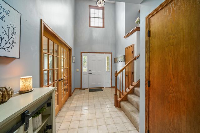 411 Hillbrook Drive, Cuyahoga Falls, OH 44223