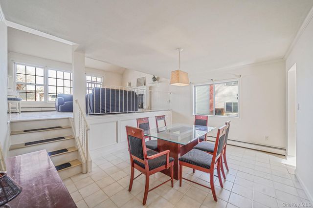 8 Linden Street, Selden, NY 11784