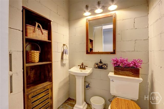 201 Noble View, Savannah, GA 31411