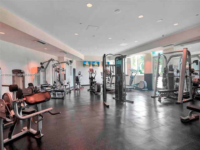 2475 Brickell Ave 804, Miami, FL 33129