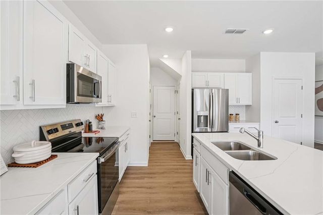 6696 Armonia SW Drive, Mableton, GA 30126