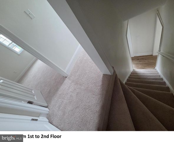 7 N LOCUST AVE, Marlton, NJ 08053