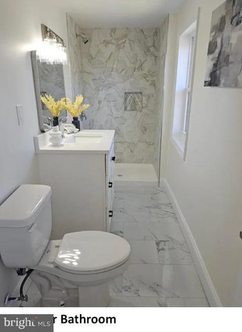 7 N LOCUST AVE, Marlton, NJ 08053