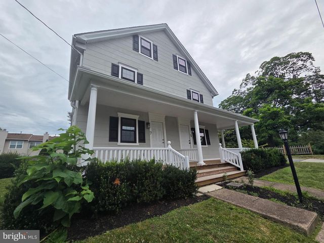 7 N LOCUST AVE, Marlton, NJ 08053
