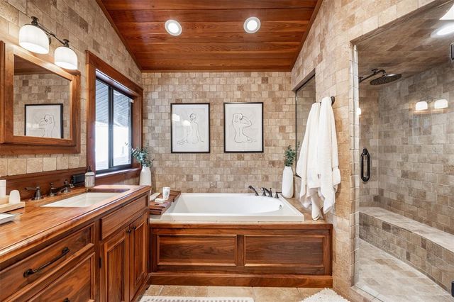 12603 NE 204 TERRACE, Waldo, FL 32694