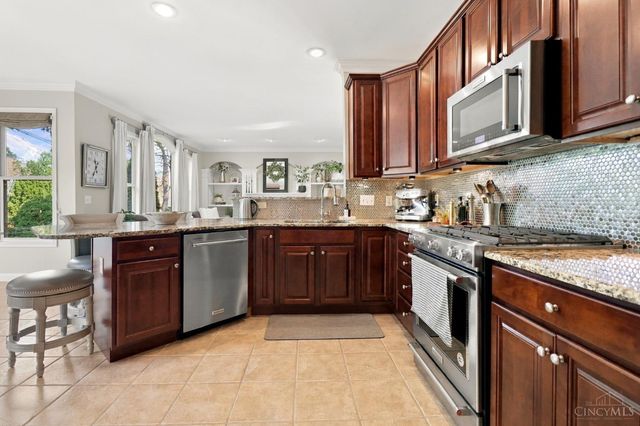 1249 Fox Hollow Drive, Lebanon, OH 45036