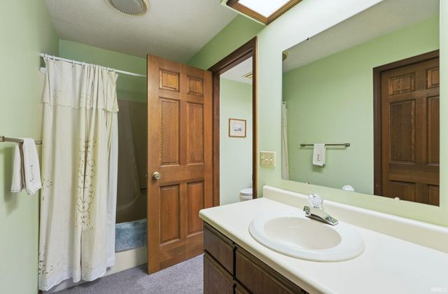 2636 Kingston Point, Fort Wayne, IN 46815