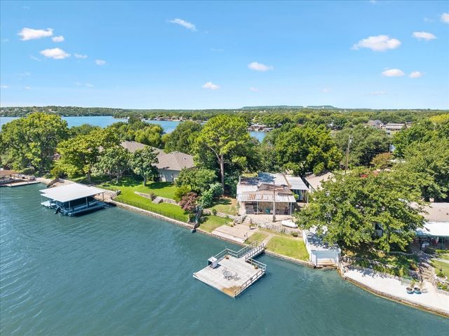 4115 Lands End Court, Granbury, TX 76048
