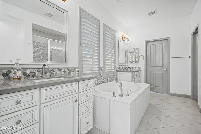 95 ALMARTE Drive, Carefree, AZ 85377