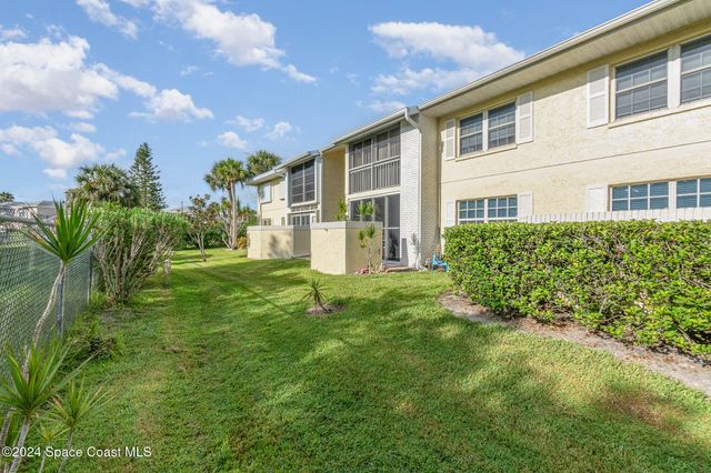 993 Sonesta Avenue NE 103, Palm Bay, FL 32905