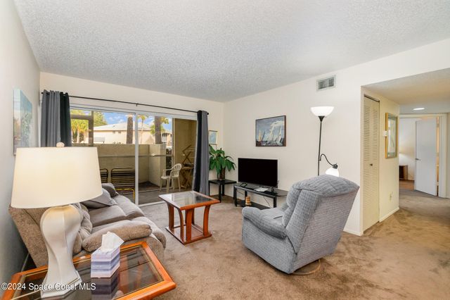 993 Sonesta Avenue NE 103, Palm Bay, FL 32905