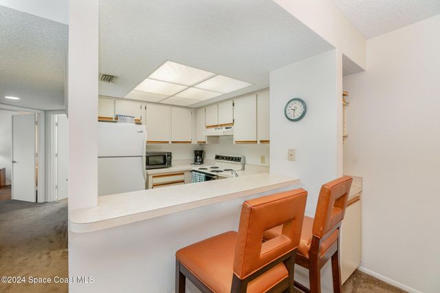 993 Sonesta Avenue NE 103, Palm Bay, FL 32905