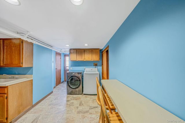 6051 71st Street, Maspeth, NY 11378