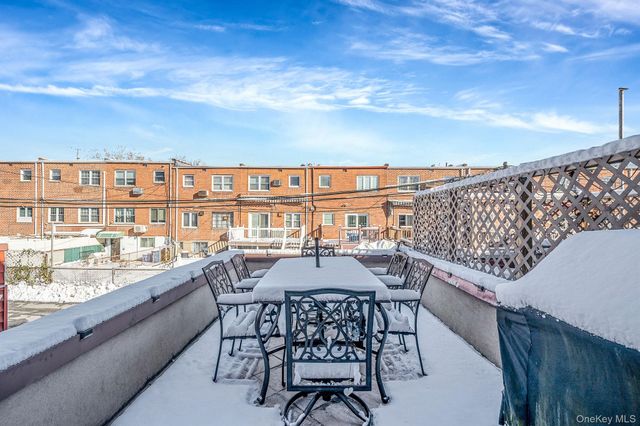 6051 71st Street, Maspeth, NY 11378