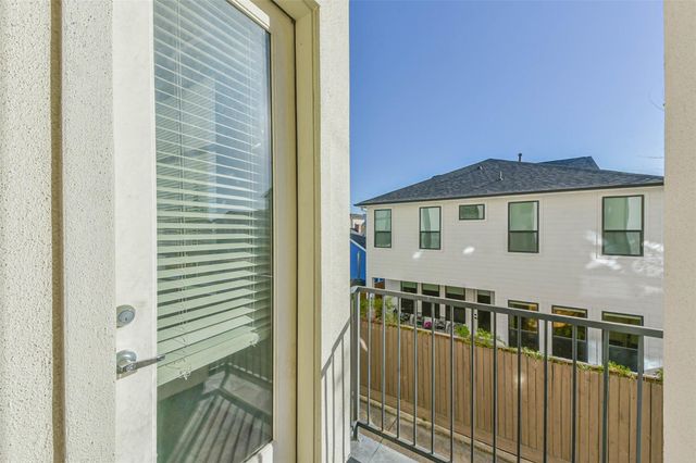 1810 Thompson Street, Houston, TX 77007