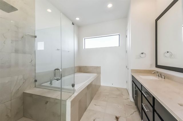 1810 Thompson Street, Houston, TX 77007