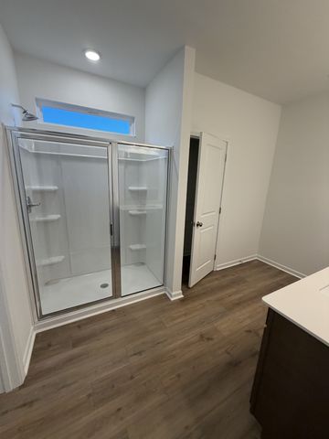 1117 Southerlynn Dr, White House, TN 37188