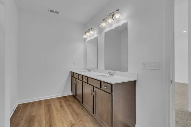 1117 Southerlynn Dr, White House, TN 37188