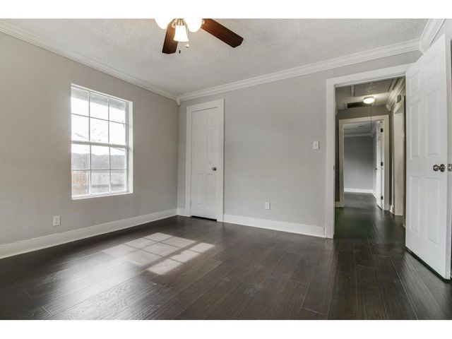 126 Neches, Dallas, TX 75208