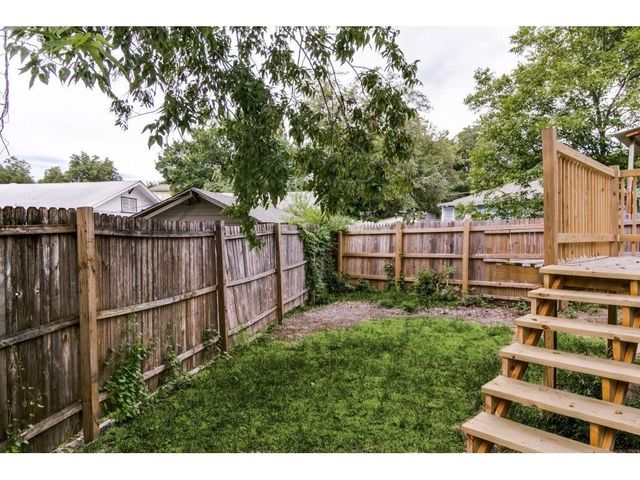 126 Neches, Dallas, TX 75208