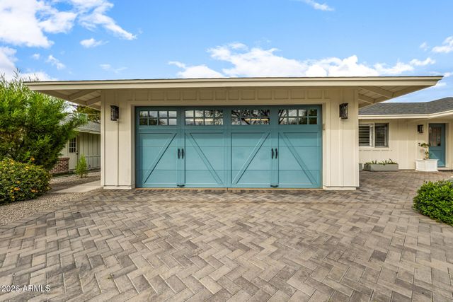 4010 E COOLIDGE Street, Phoenix, AZ 85018