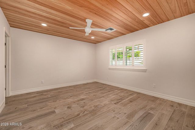 4010 E COOLIDGE Street, Phoenix, AZ 85018