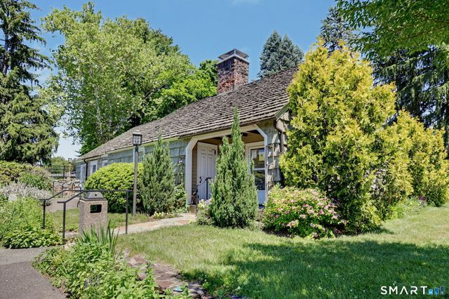 411 Heritage Village B, Southbury, CT 06488